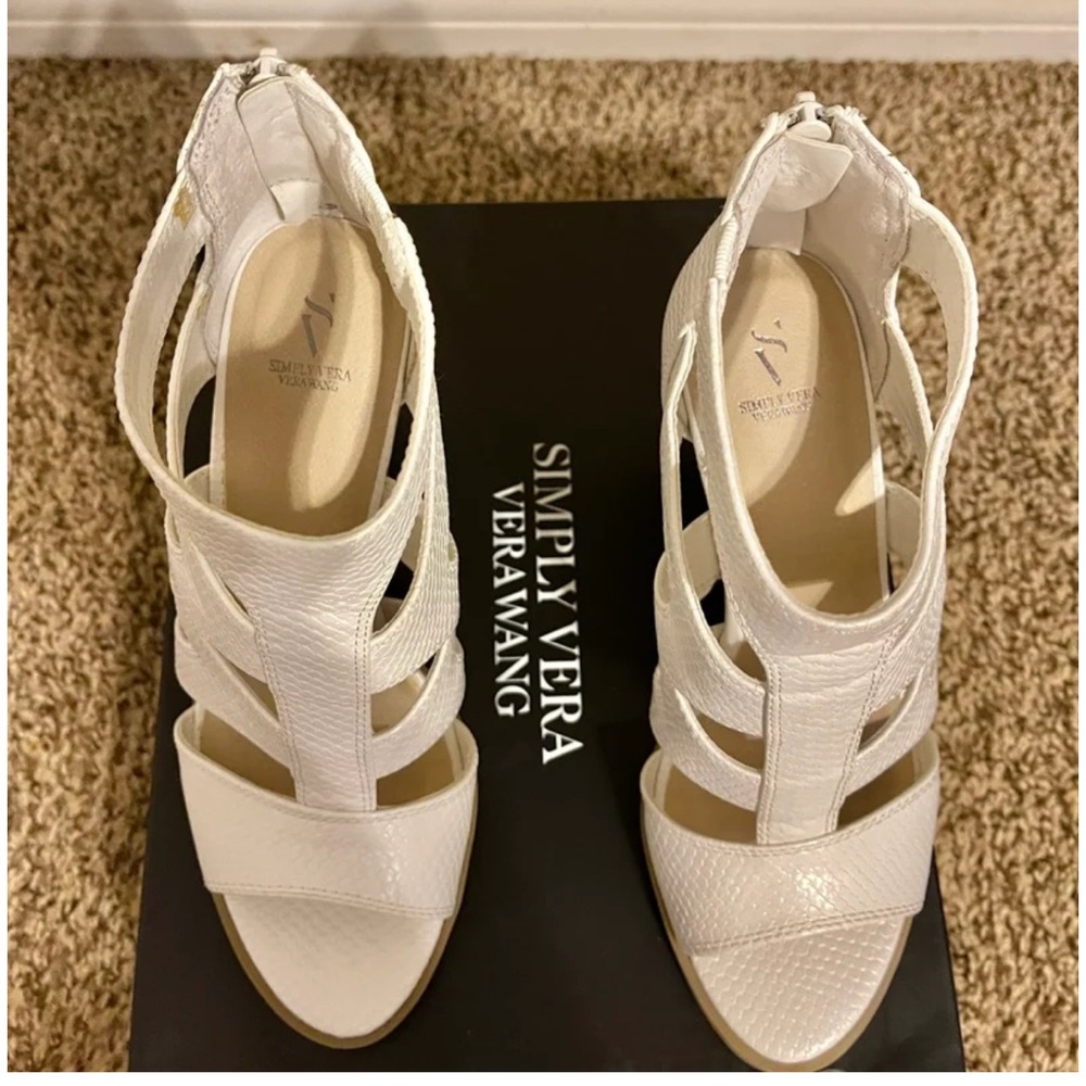 Simply Vera Vera Wang White Strappy Heels